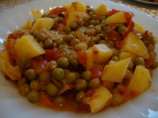 Bezelyeli Patates Yemeği Tarifi ve Malzemeleri