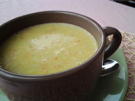 Kremalı Bezelye Çorbası Tarifi ve Malzemeleri
